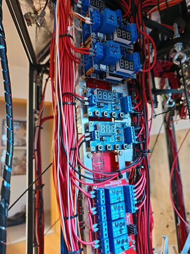 Und so sieht das aus wenn alle Bauteile miteinander Kombiniert werden