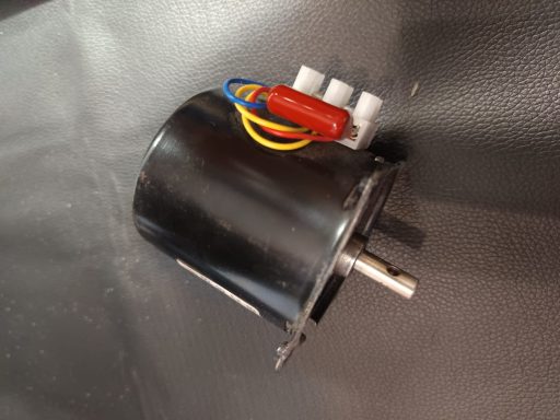 Magnet Läufer mit knapp 2 PS